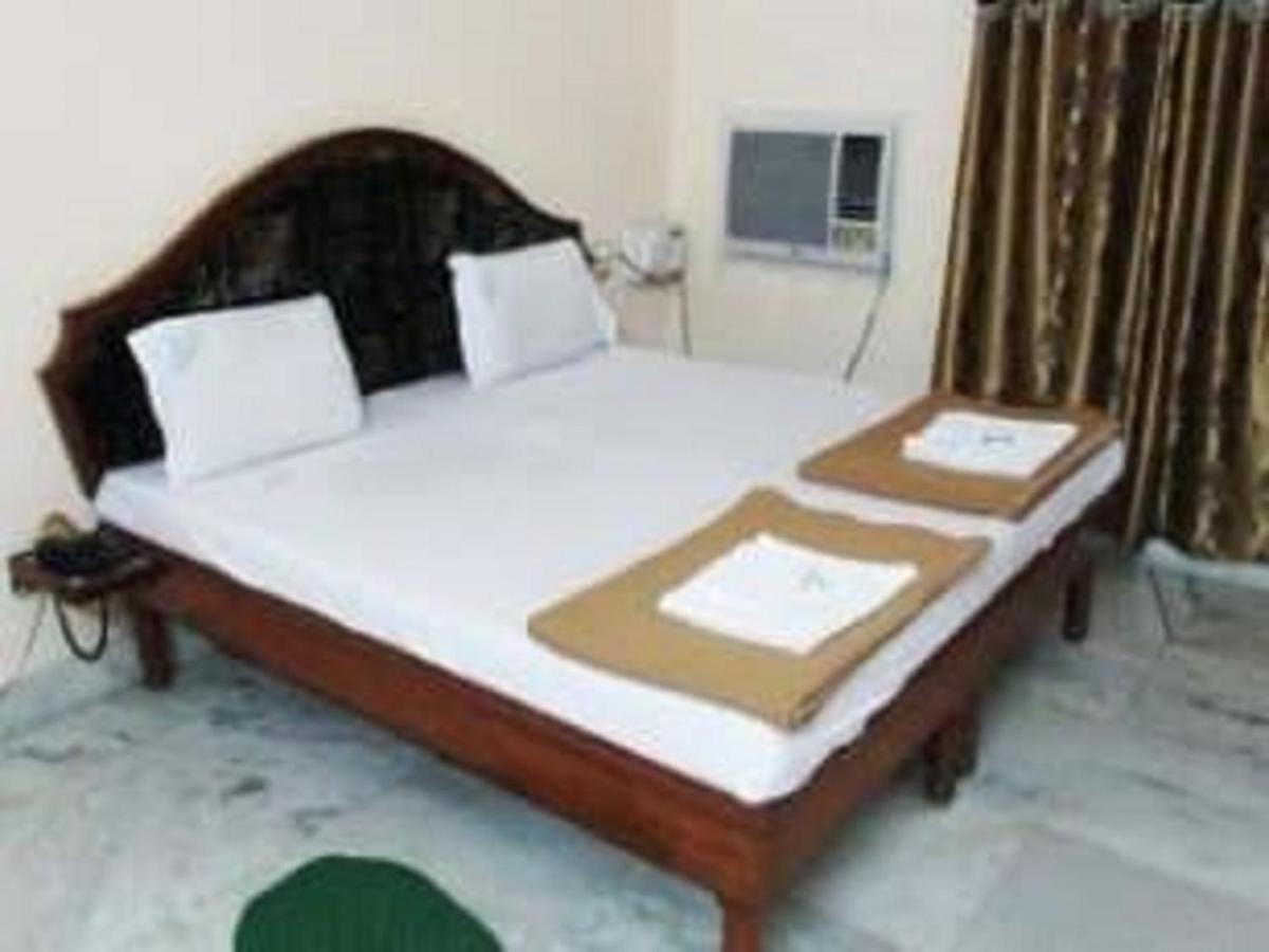 بهادراتشالام Hotel Geethanjali Residency المظهر الخارجي الصورة